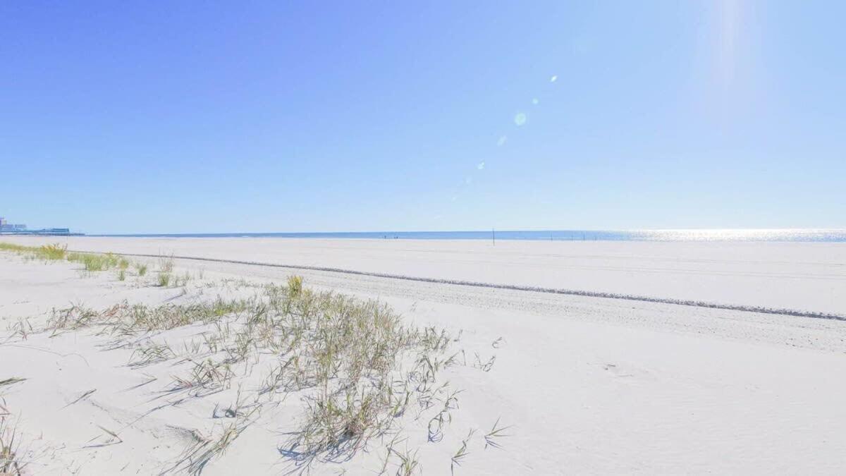 Escape To Raleigh Ave 3 Steps From The Beach Atlantic City Exteriör bild